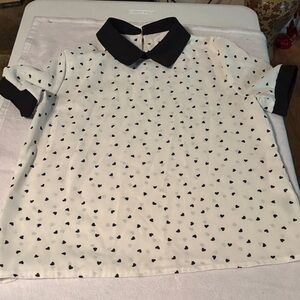 SHEIN White Top with Black Heart Print and Contrasting Black Collar